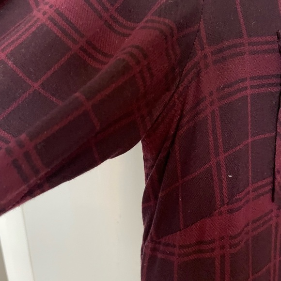 Plaid blouse - Picture 2 of 6